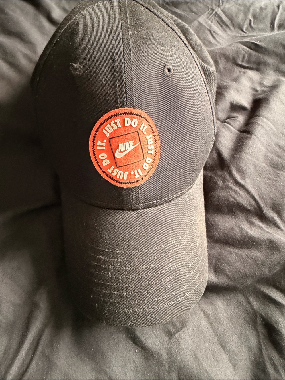 Nike Men’s Black Baseball Cap with Orange 'Just Do It' Badge